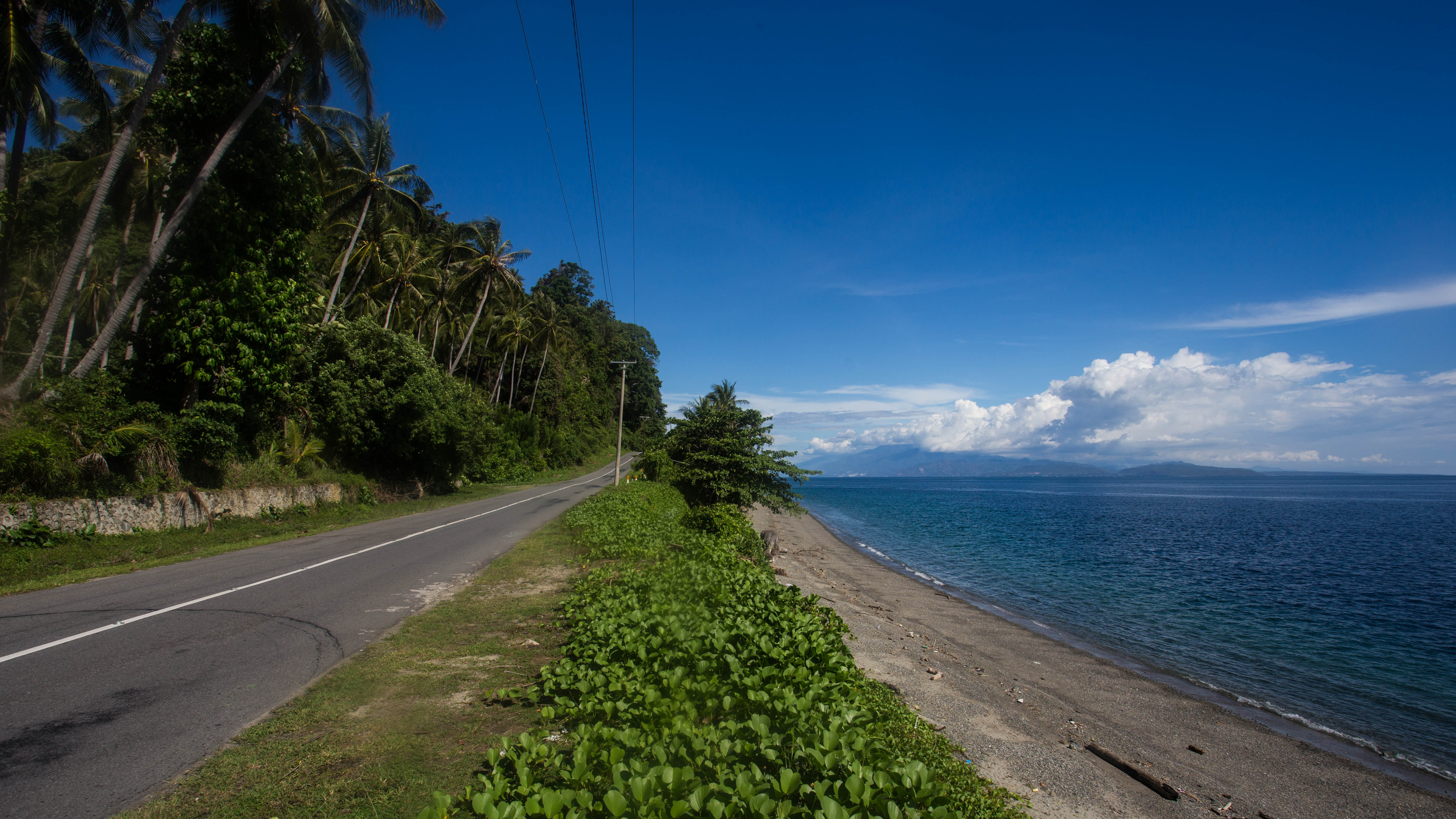 The last stretch of the Toli-Toli to Palu coast road which had made for five days of absolutely exceptional cycling