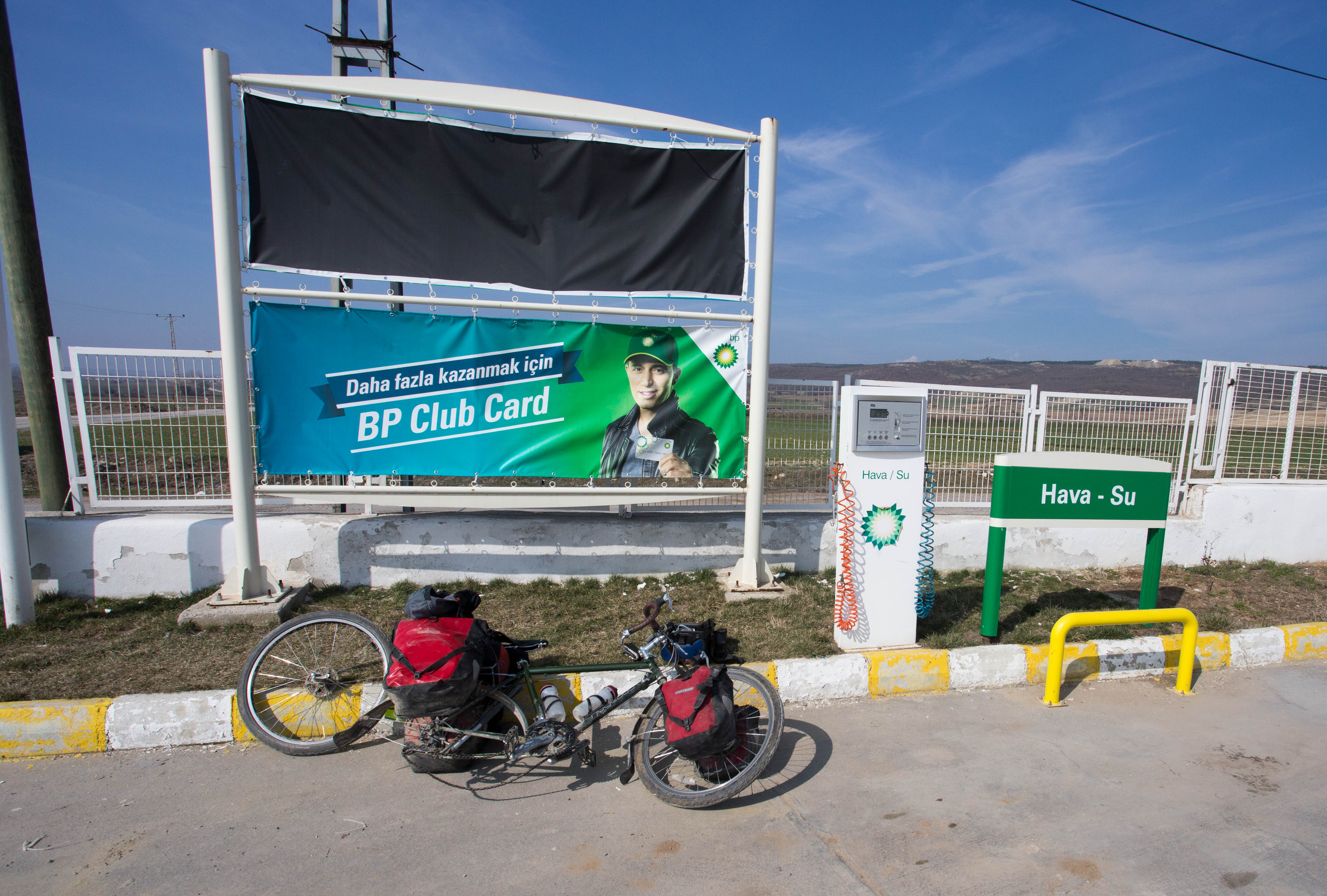 Pulling into a petrol station to repair one of my 15-20 punctures in this two day stretch