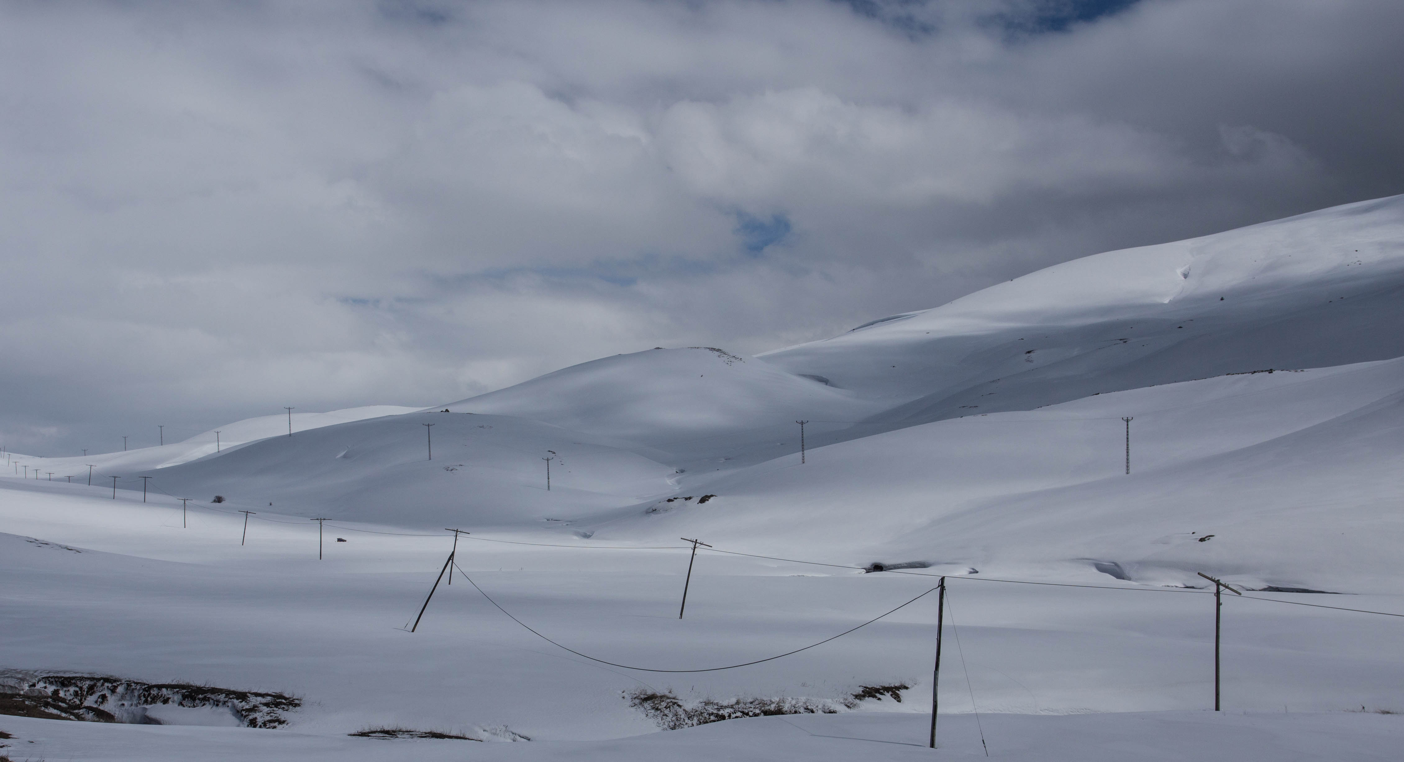 Reaching the snowline and continuing to climb even higher in the freezing temperatures