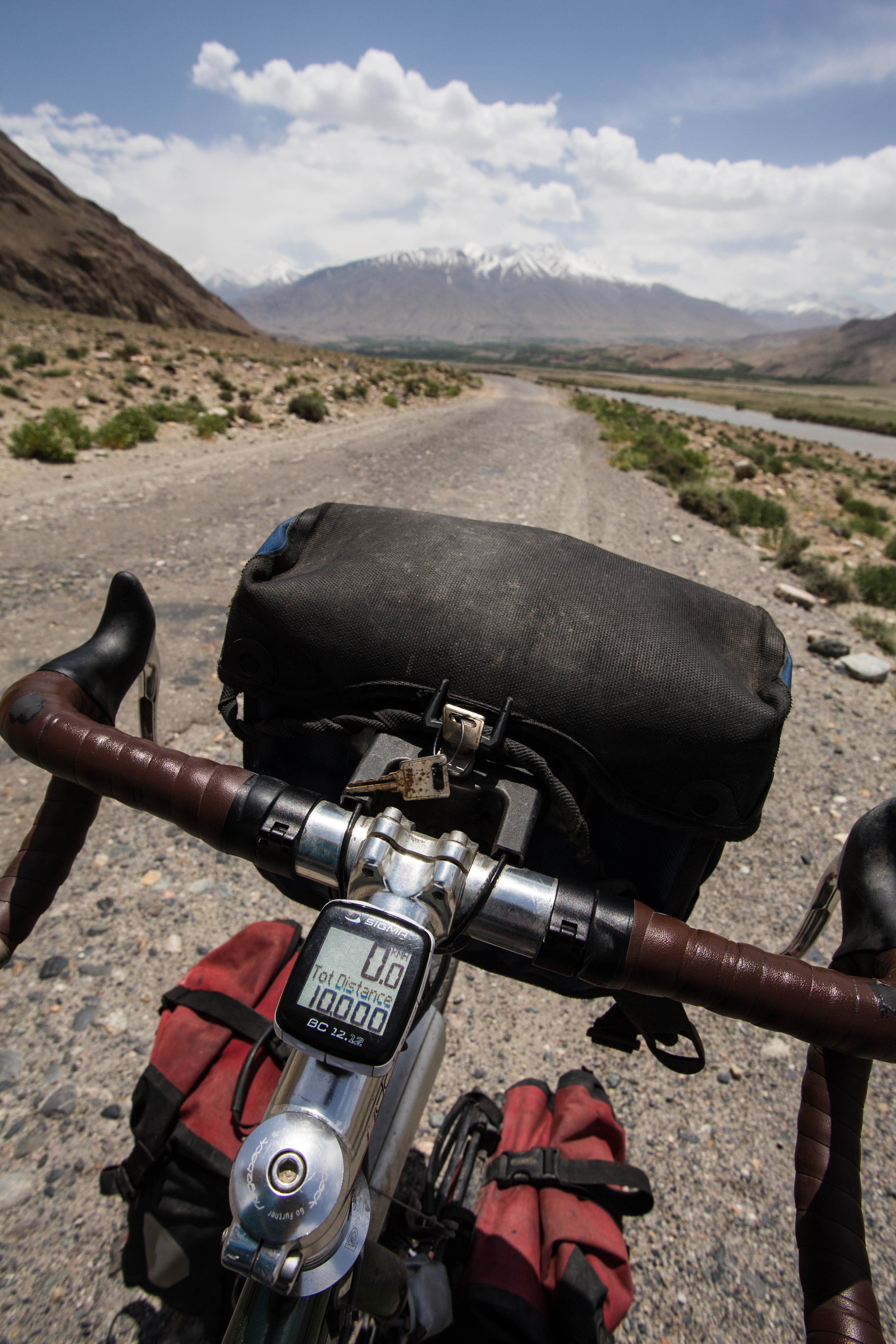 Reaching the 10,000 kilometre mark (since leaving Limerick) on my second day in the Wakhan Valley